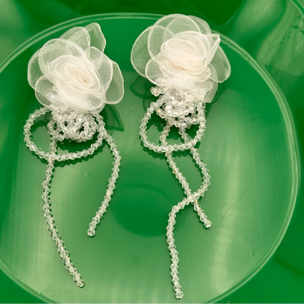 Elegant White Floral Beaded Earrings